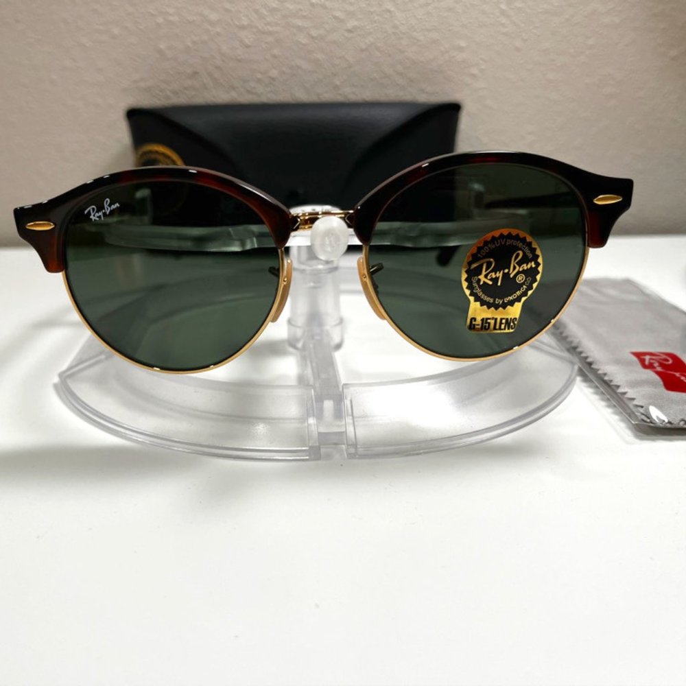 Ray-Ban Clubmaster sunglasses (RB4246). Polished red havana frame/green lenses
